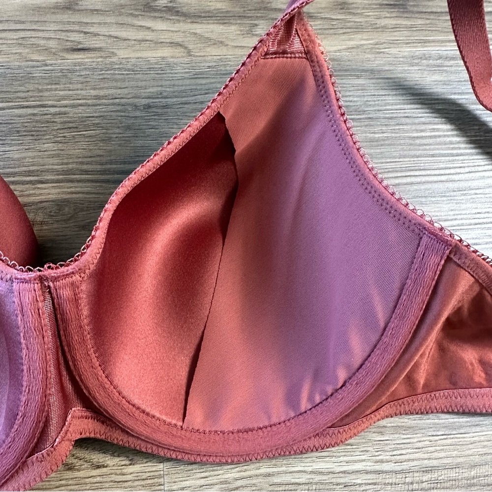 Wacoal Rust Bra - Picture 5 of 7